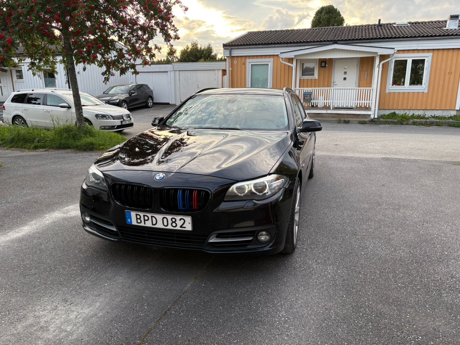 BMW 530 d xDrive Touring Steptronic 2014, bild 3/10
