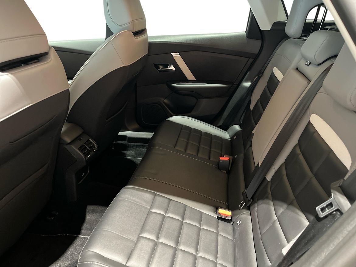 Citroen C4 FL MAX PureTech 130 A 2025, bild 6/14
