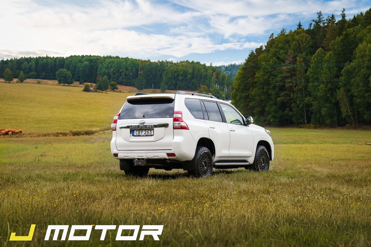 Toyota Land Cruiser 2016, bild 3/10