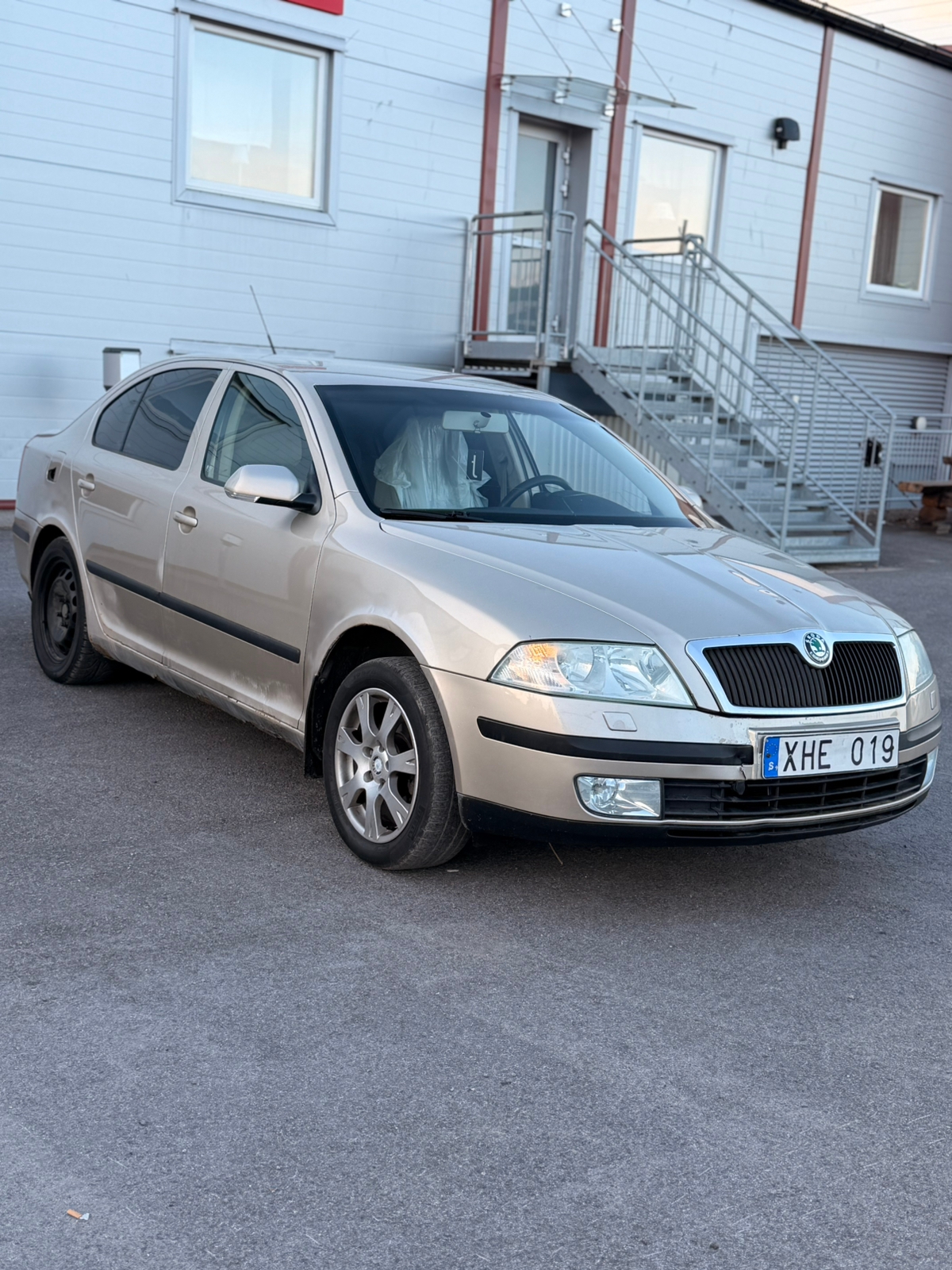 Skoda Octavia 1.6 FSI Manuell 2006, bild 2/5