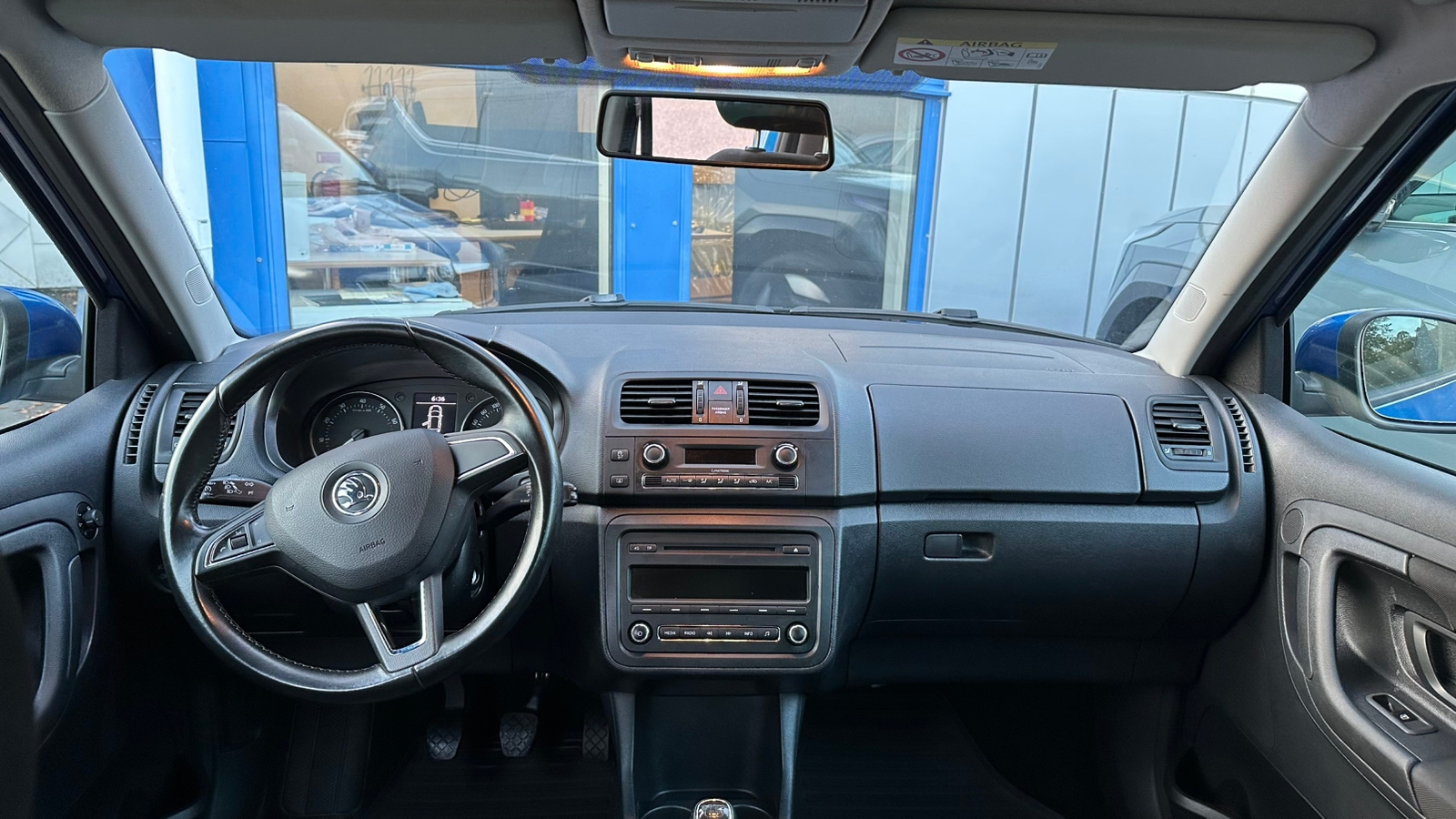 Skoda Fabia 1.2 TSI Manuell 2015, bild 6/10