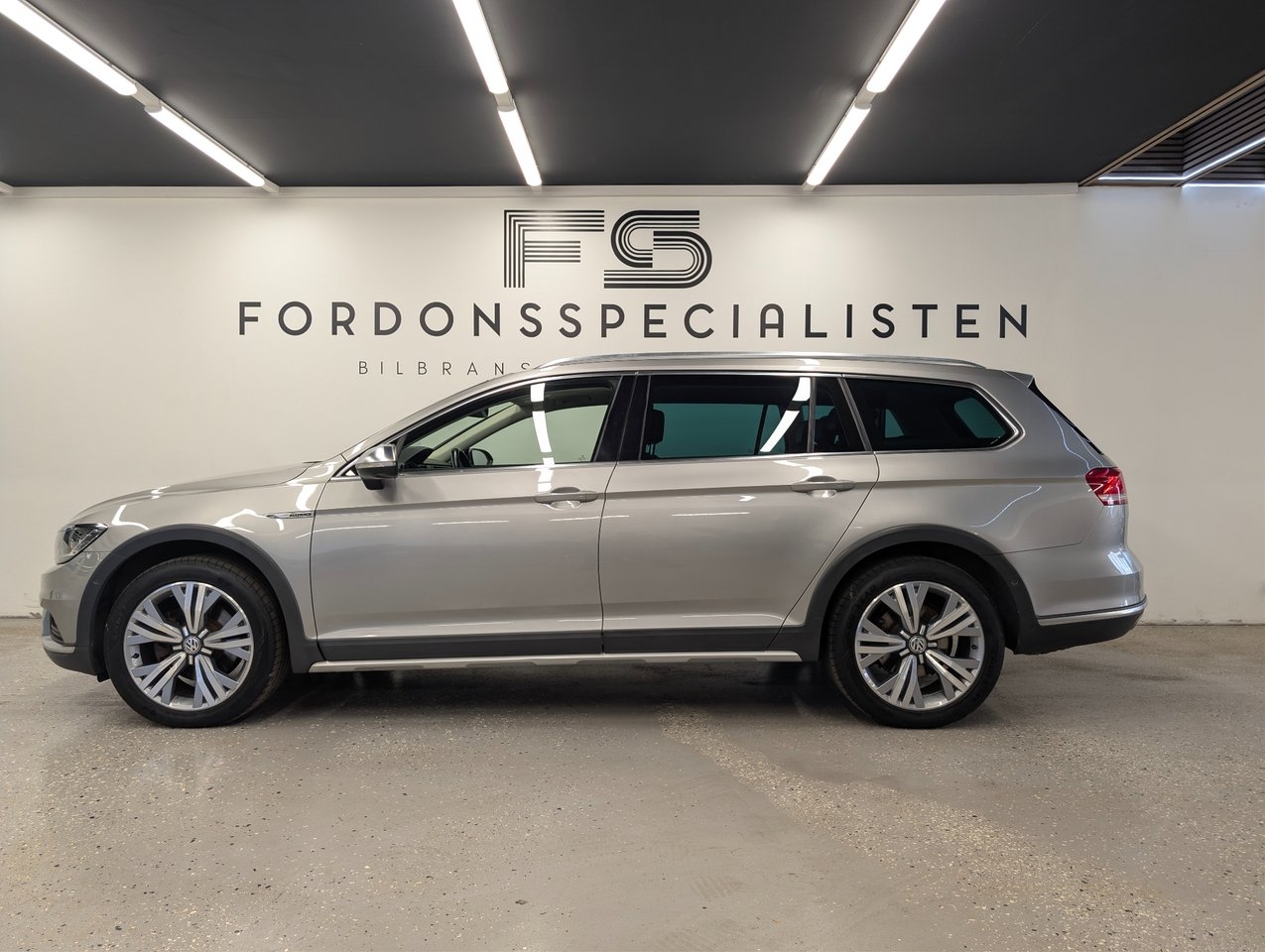 Volkswagen Passat 2016, bild 3/10