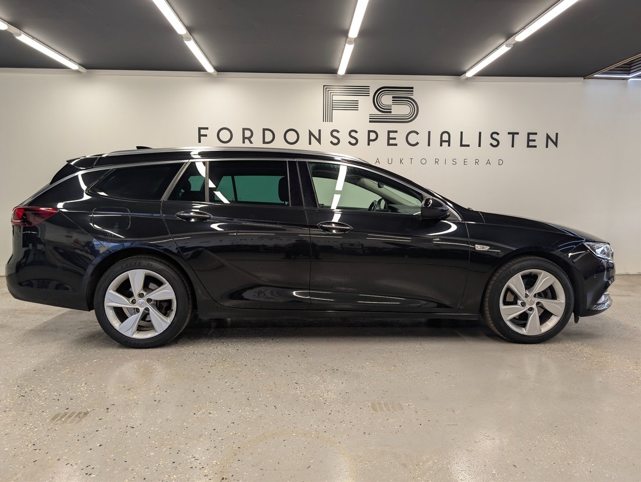 Opel Insignia 2018, kuva 7/10