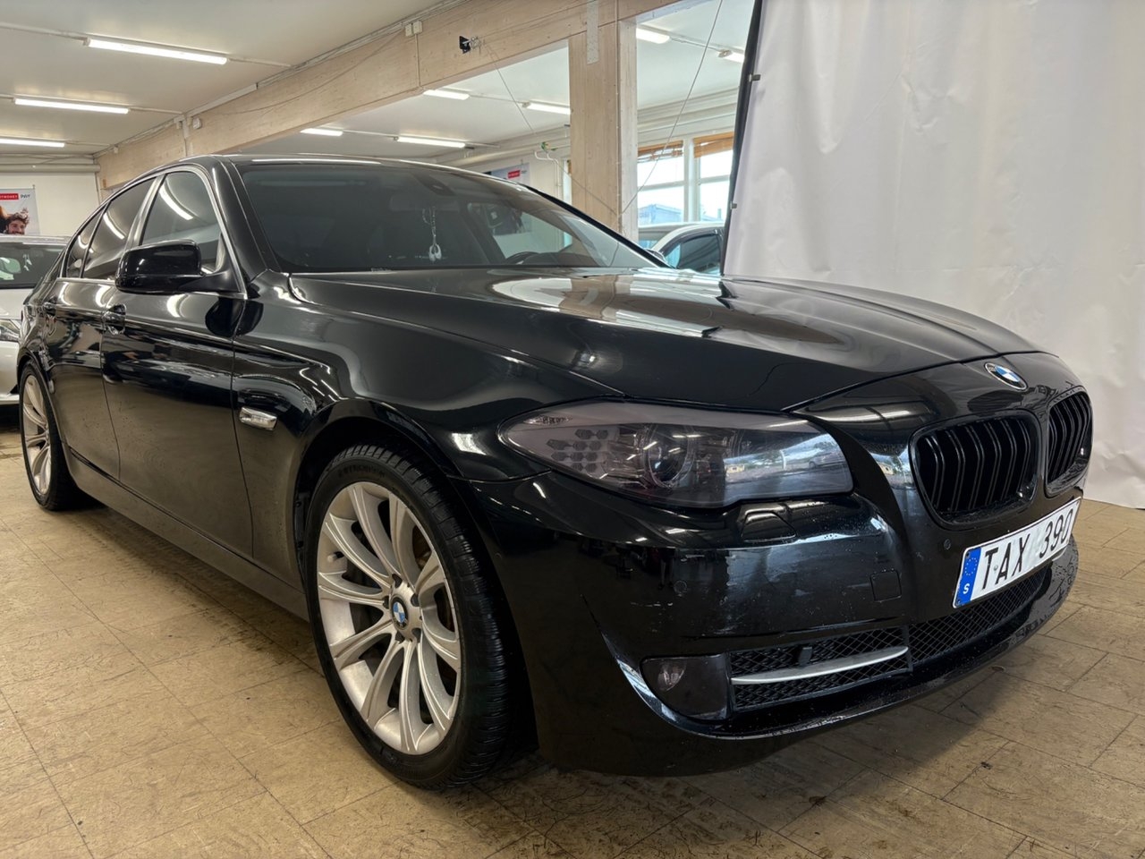 BMW 520 d Sedan Euro 5 2011, bild 3/10