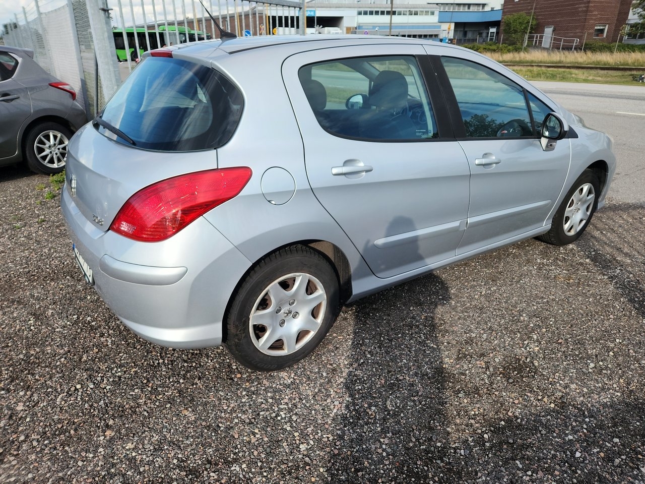 Peugeot 308 2008, bild 2/6