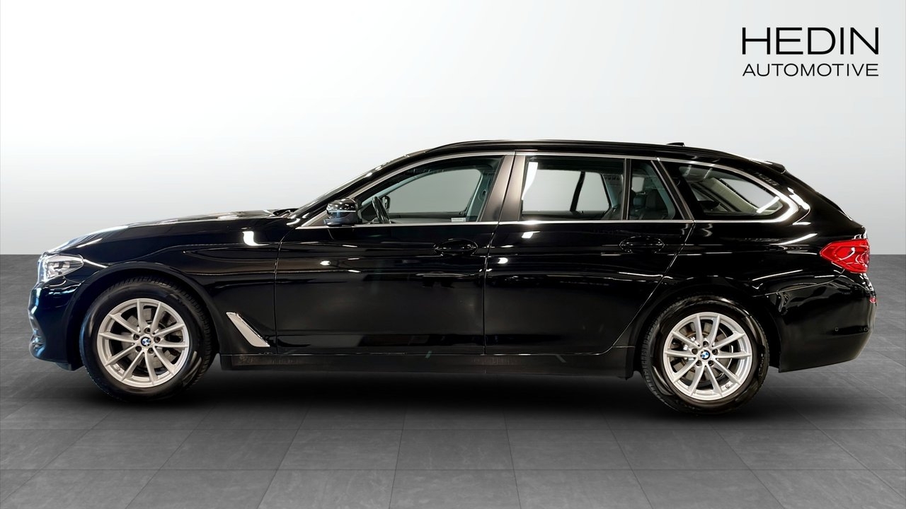 BMW 520 2018, photo 6/9