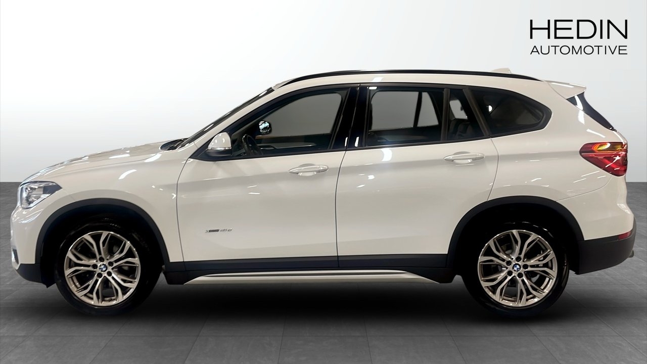 BMW X1 xDrive18d 2016, photo 6/9