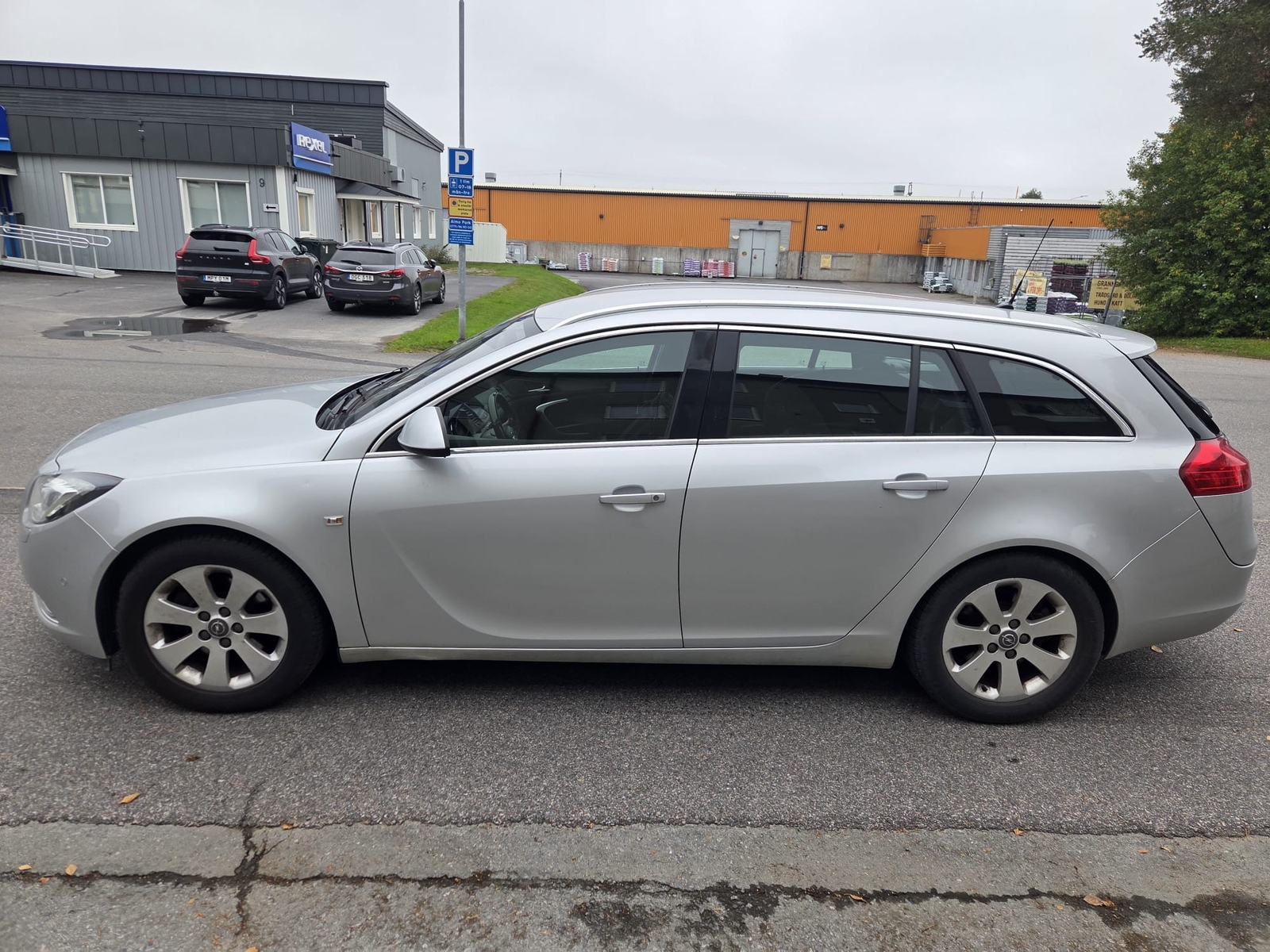 Opel Insignia 2012, bild 3/8