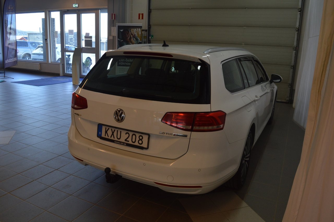 Volkswagen Passat 2016, bild 3/16