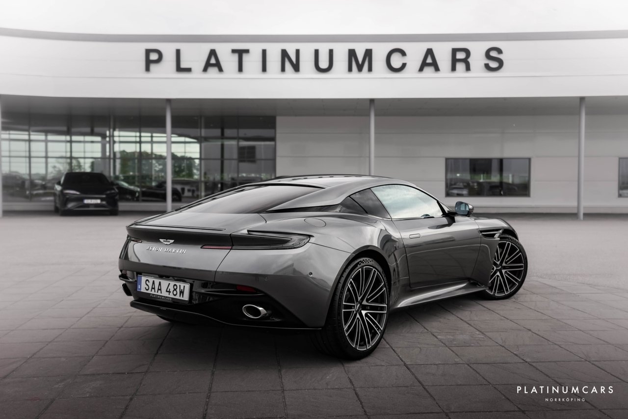 Aston Martin DB12 Coupé 680hk 2025 2025, bild 2/10