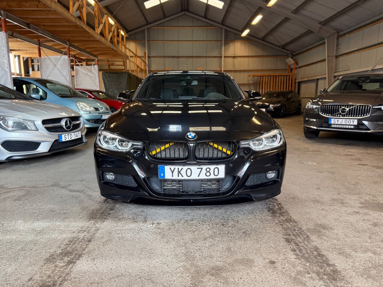 BMW 330 2017, bild 4/10