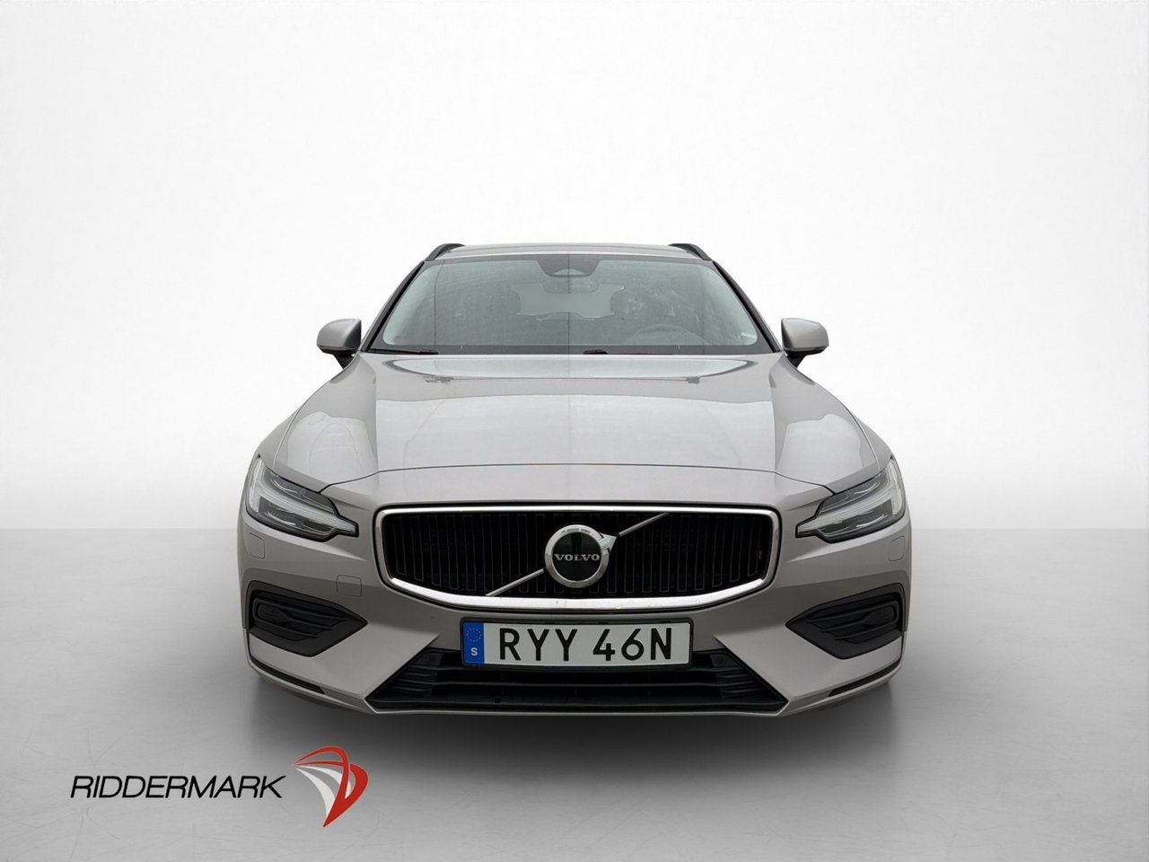 Volvo V60 B4 197hk Core 2023, bild 2/33