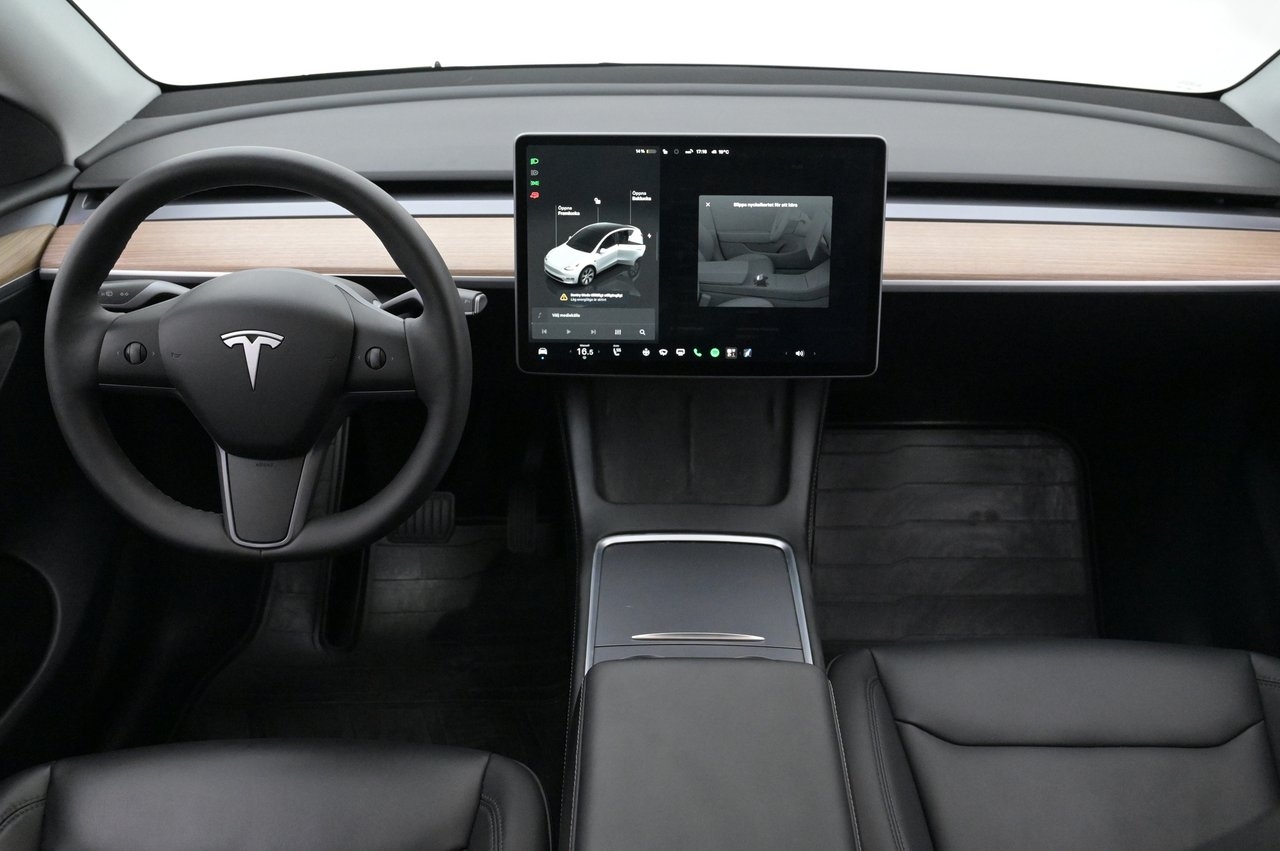 Tesla Model Y Long Range AWD Autopilot 2023, bild 6/10
