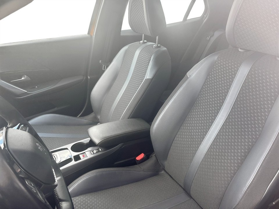 Peugeot e-2008 Allure 50kWh 136hk Aut 2021, kuva 5/10