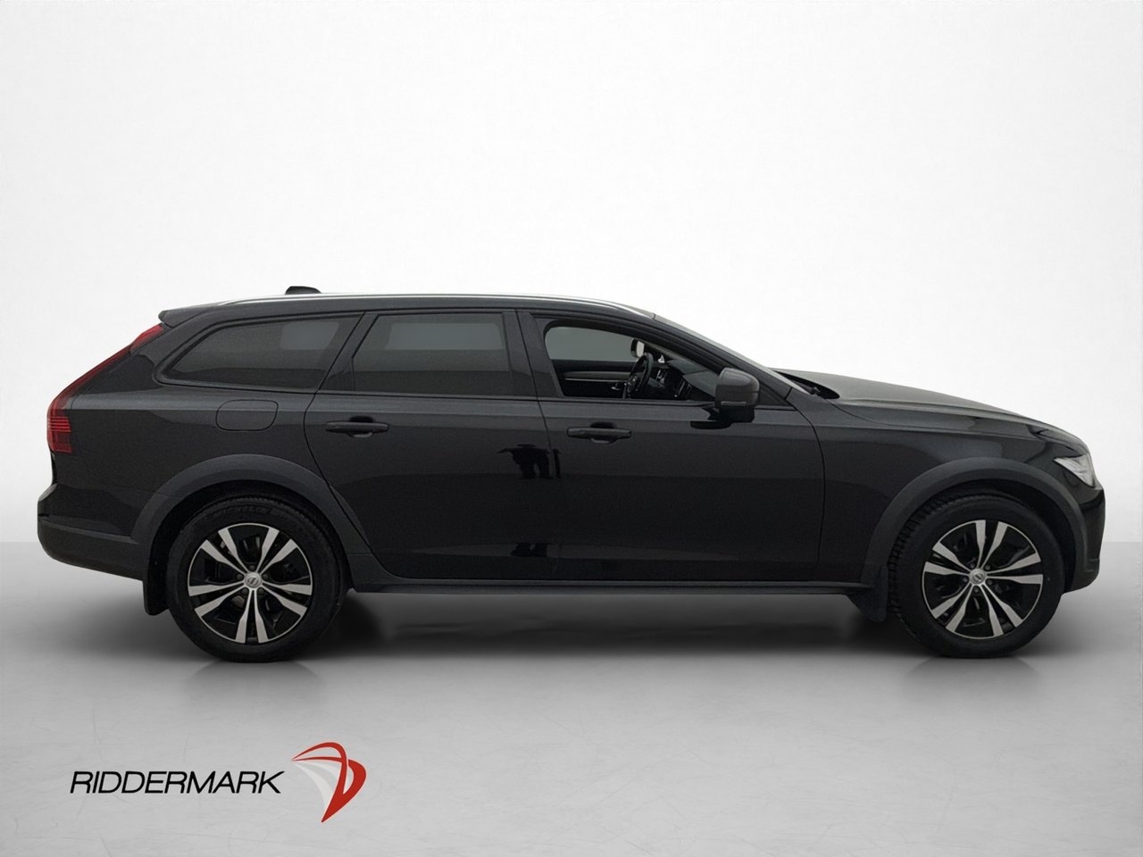 Volvo V90 Cross Country 2021, kuva 4/38