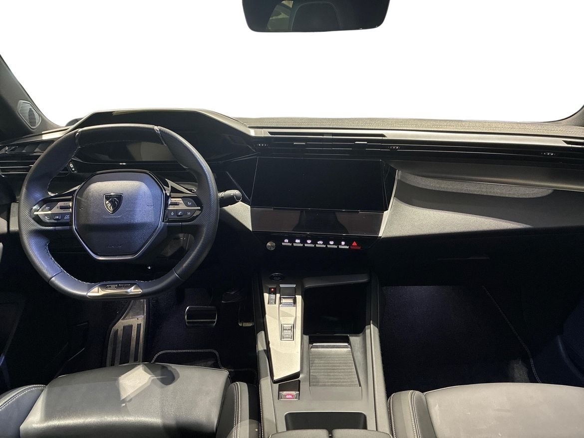 Peugeot 408 GT PureTech 130 A 5-d 2024, photo 5/16