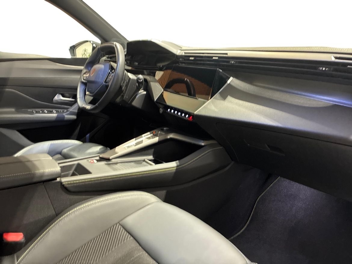 Peugeot 408 GT PureTech 130 A 5-d 2024, photo 4/16