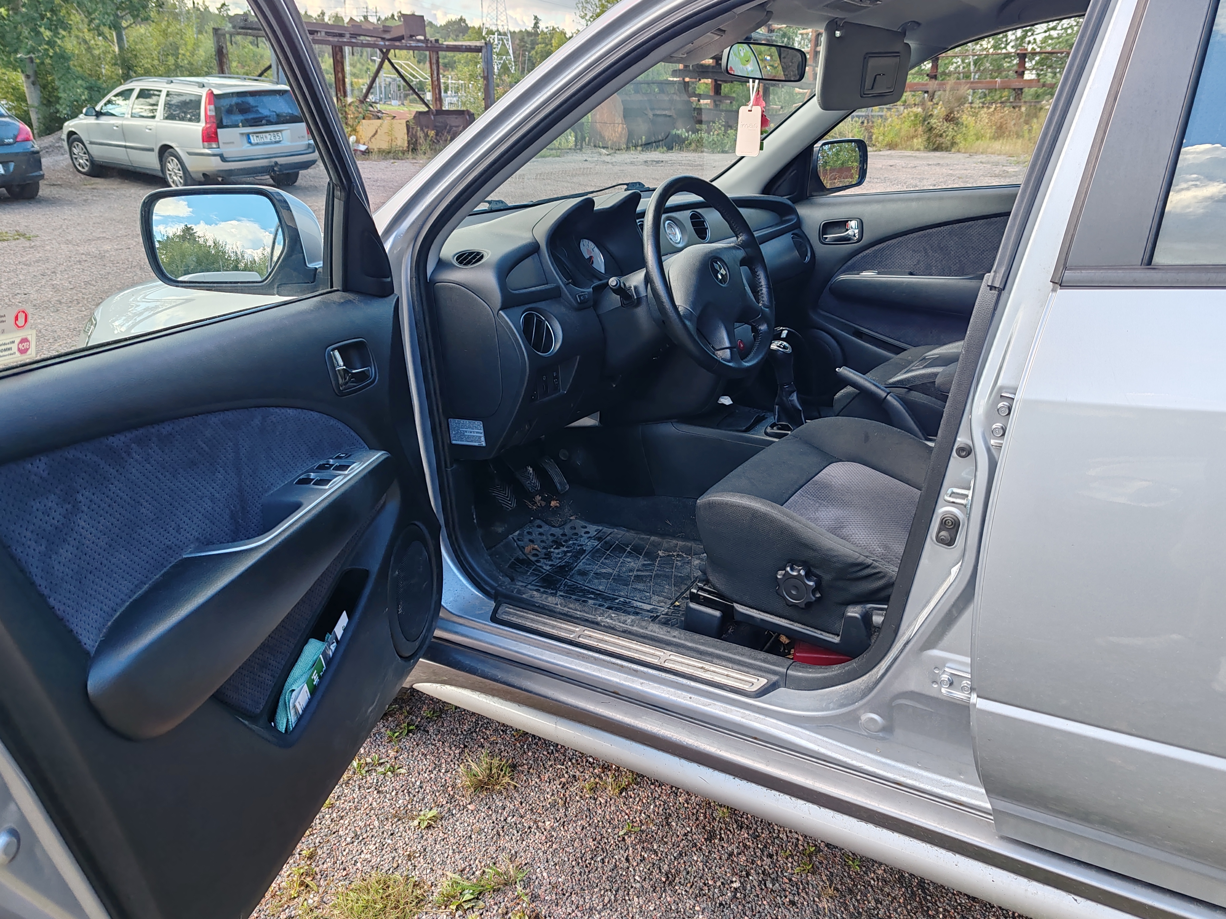 Mitsubishi Outlander 2005, bild 2/3