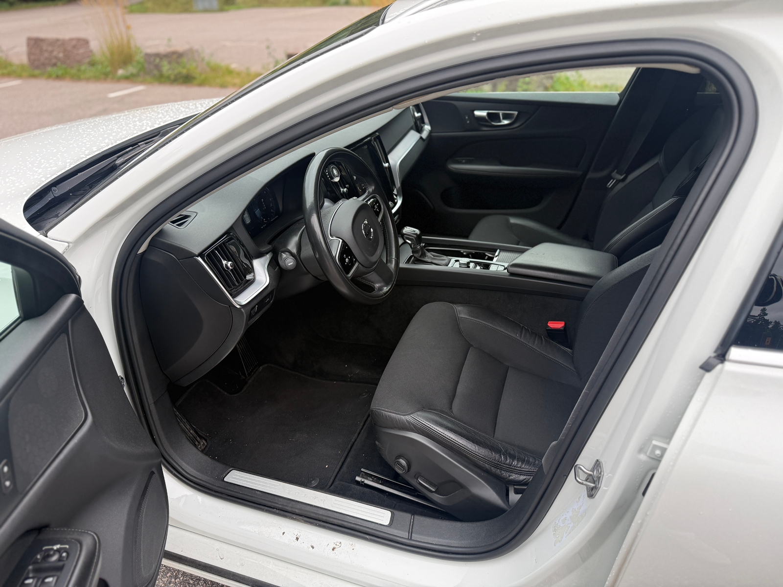 Volvo V60 D3 Geartronic 2020, bild 6/9