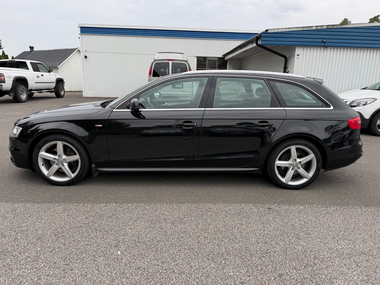 Audi A4 2015, photo 4/10