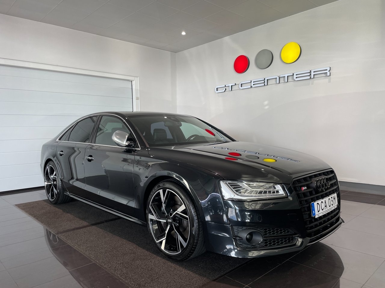Audi S8