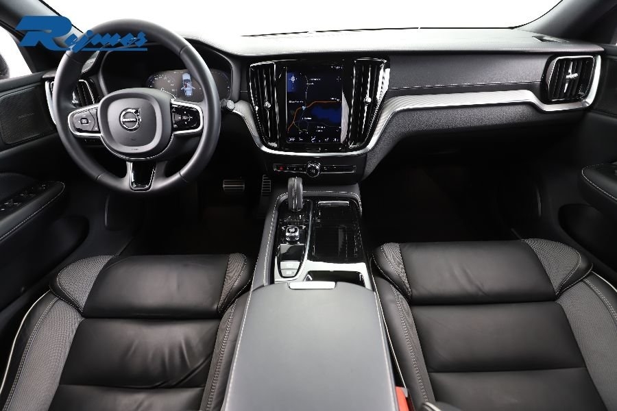 Volvo V60 2022, bild 2/23