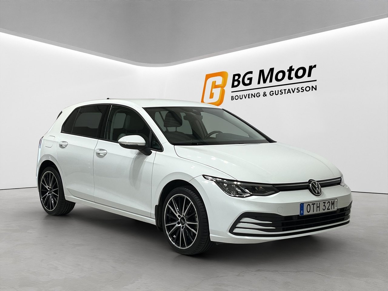 Volkswagen Golf 1.0 TSI 2021, bild 2/19