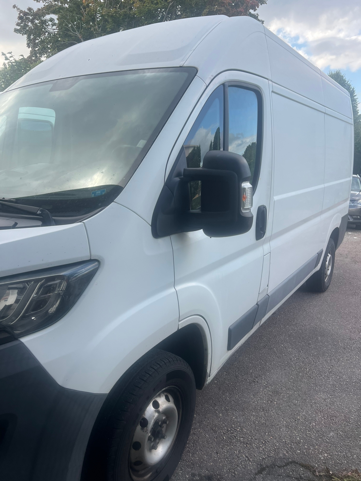 Peugeot Boxer Van 335 2.2 HDi Manuell 2016, kuva 2/4