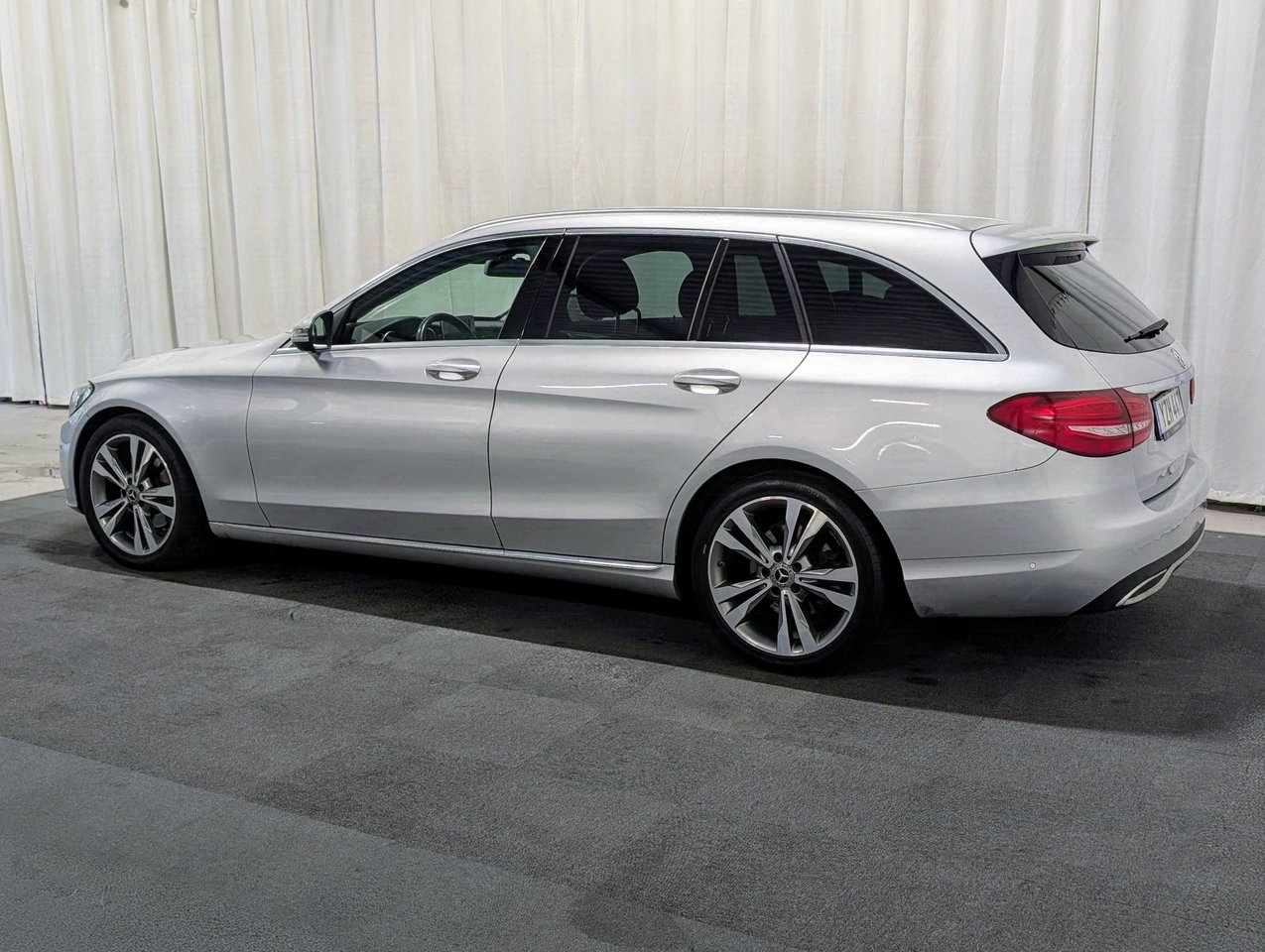 Mercedes-Benz C 220 T d 9G Avantgarde 2018, bild 3/10