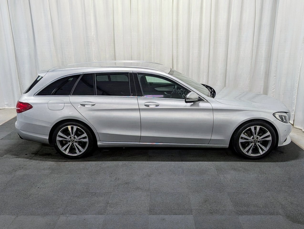 Mercedes-Benz C 220 T d 9G Avantgarde 2018, bild 5/10
