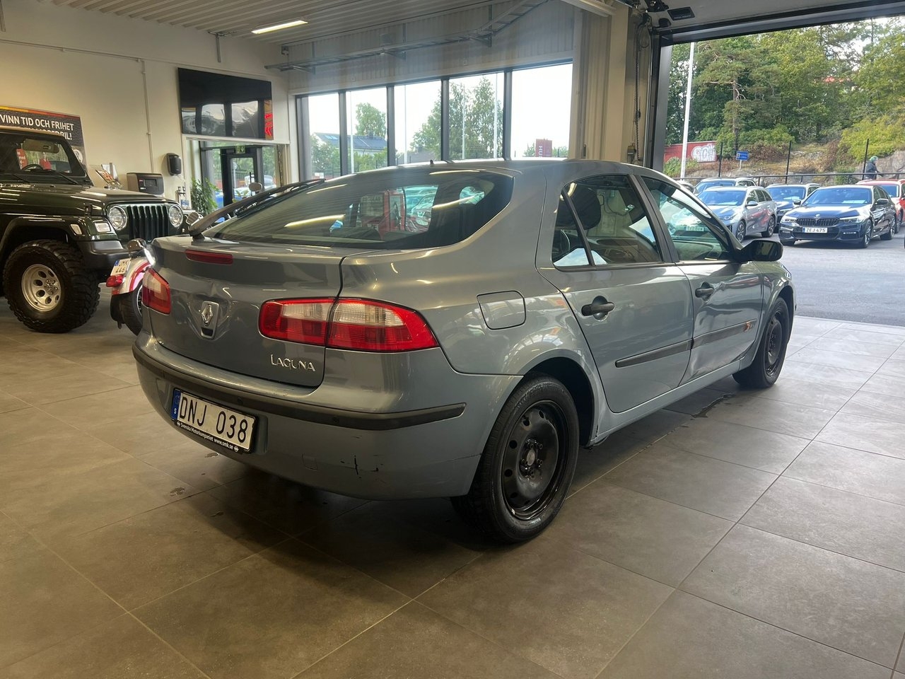 Renault Laguna 1.8 Authentique Automat 2003, bild 7/10