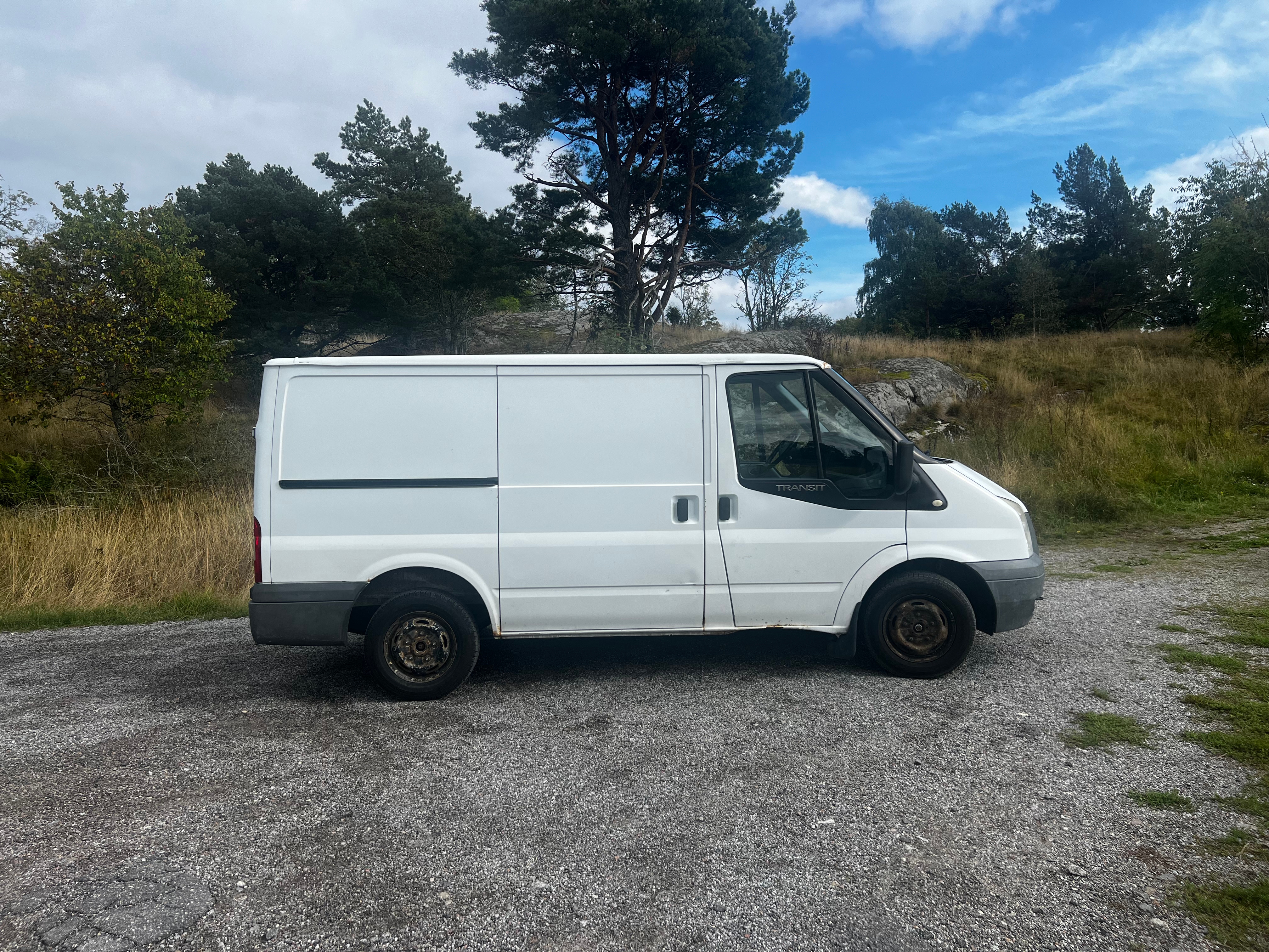 Ford Transit T260 2.2 TDCi Manuell 2012, bild 5/10