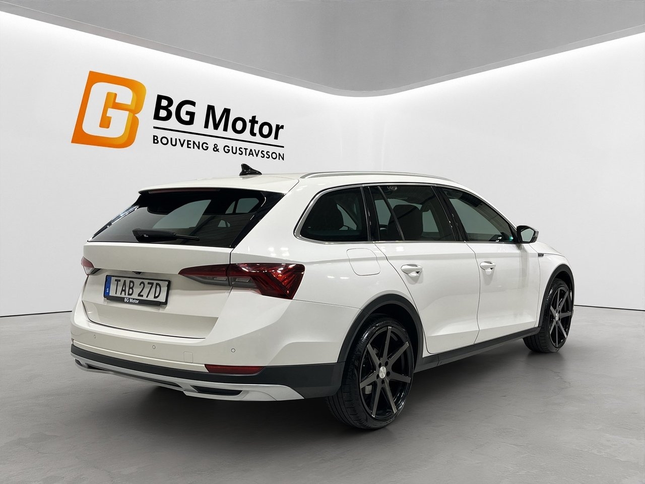 Skoda Octavia Scout 2.0 TDI Drag/Värmare 2021, kuva 5/20