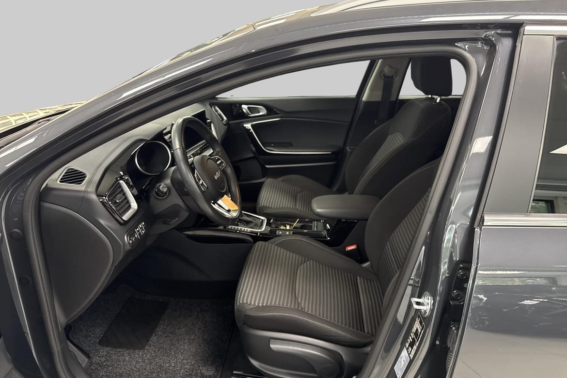 Kia Ceed Sportswagon PHEV Action 2024, bild 6/10