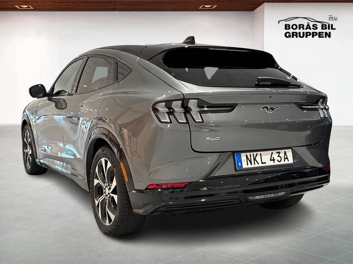Ford Mustang Mach-E AWD Long Rang 91kWh 2021, kuva 2/17