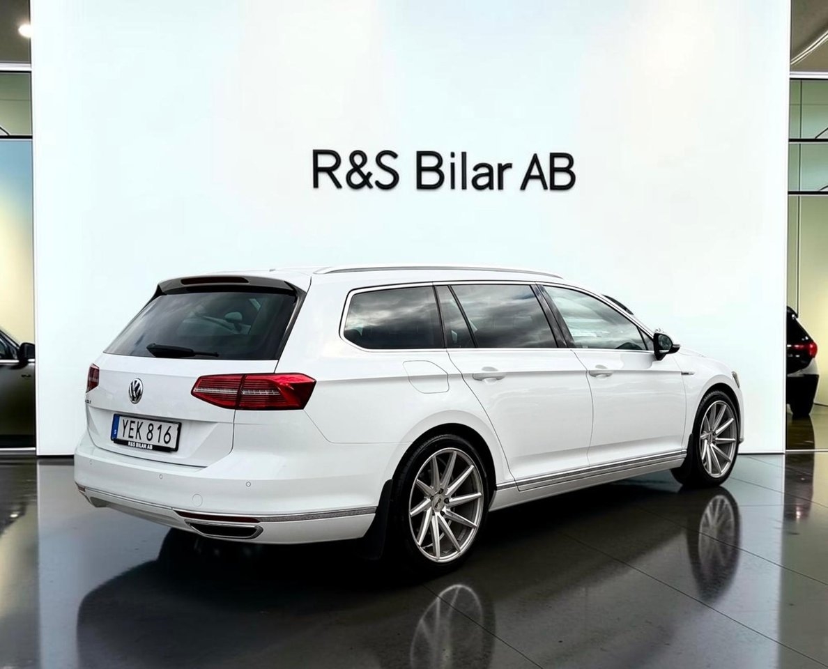 Volkswagen Passat 2017, photo 4/10