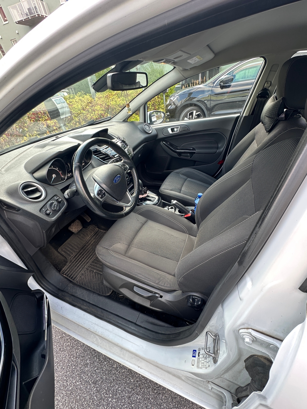 Ford Fiesta 2016, bild 3/5