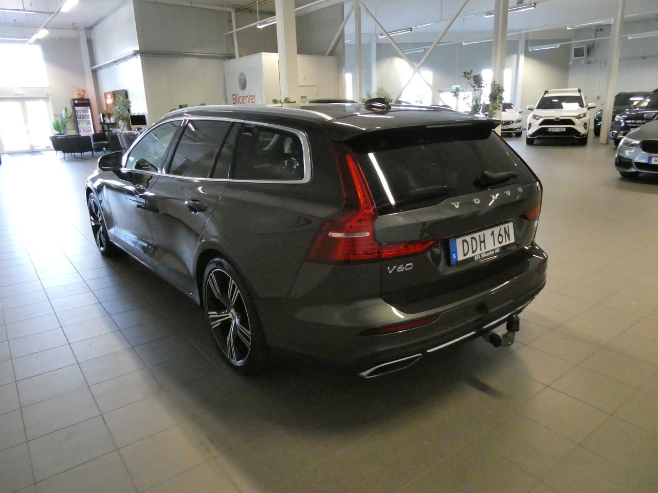 Volvo V60 2022, bild 6/10