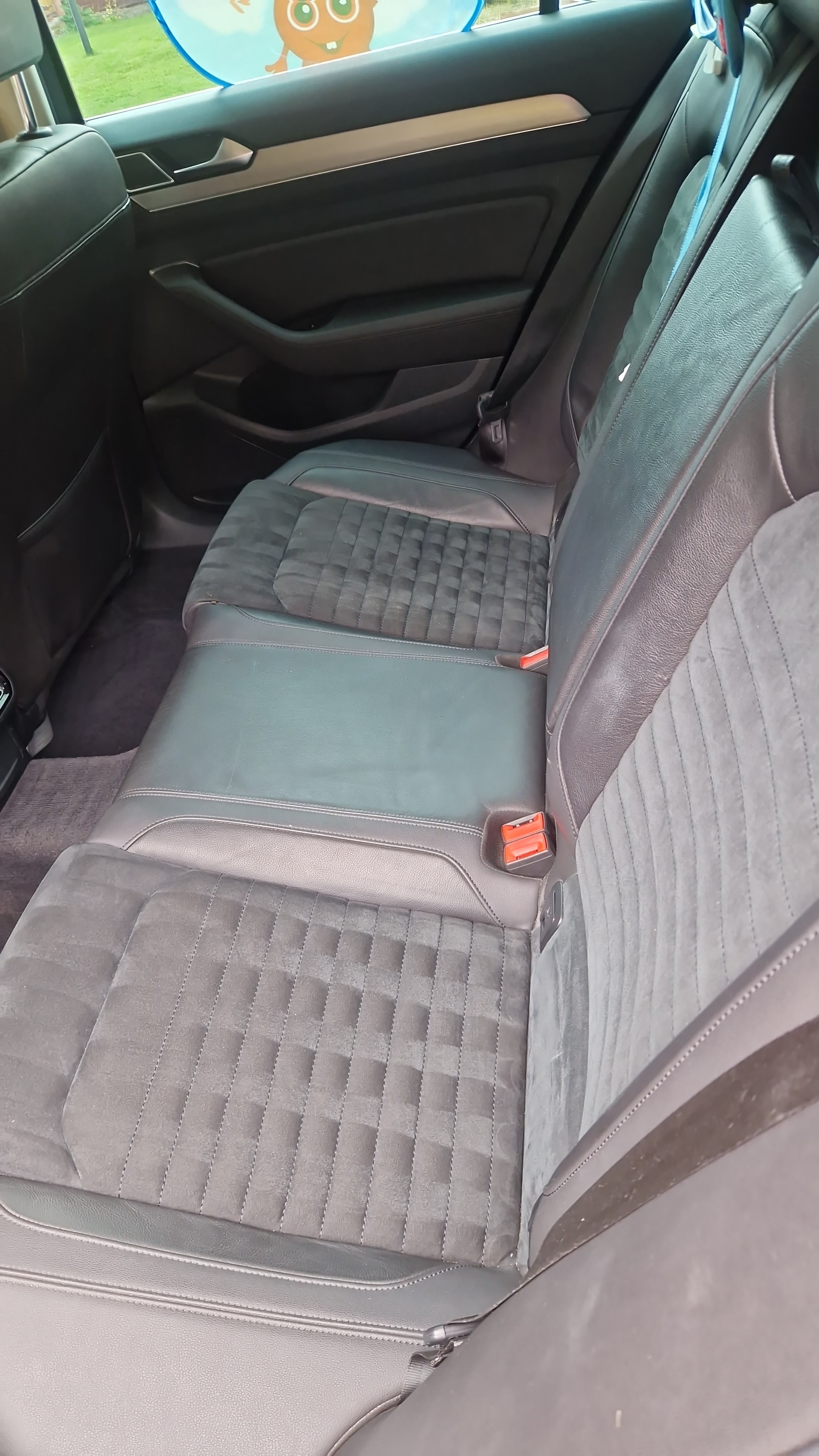 Volkswagen Passat 2016, bild 3/3