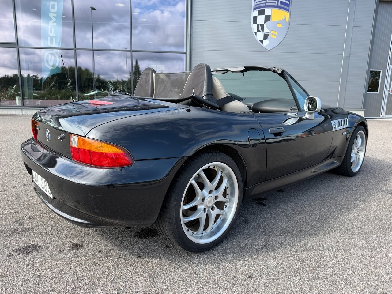 BMW Z3 1.8 Roadster - Nybesiktigad 1998, bild 3/10