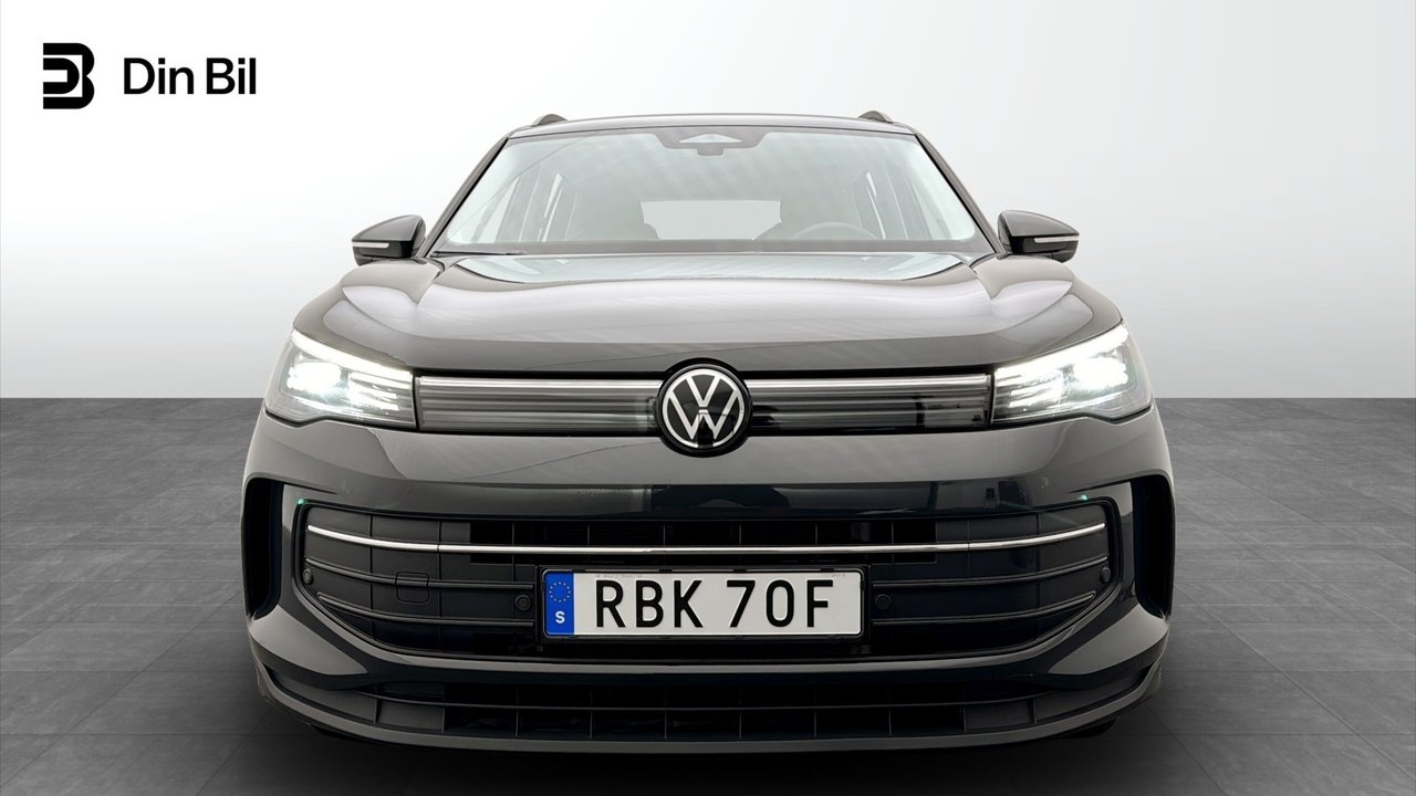 Volkswagen Tiguan 2025, photo 4/10