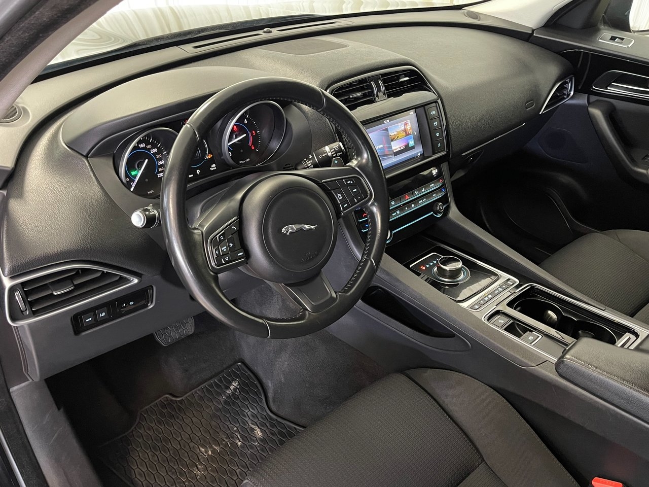 Jaguar F-Pace 20d AUTOMAT DRAG 22" 2018, kuva 7/10