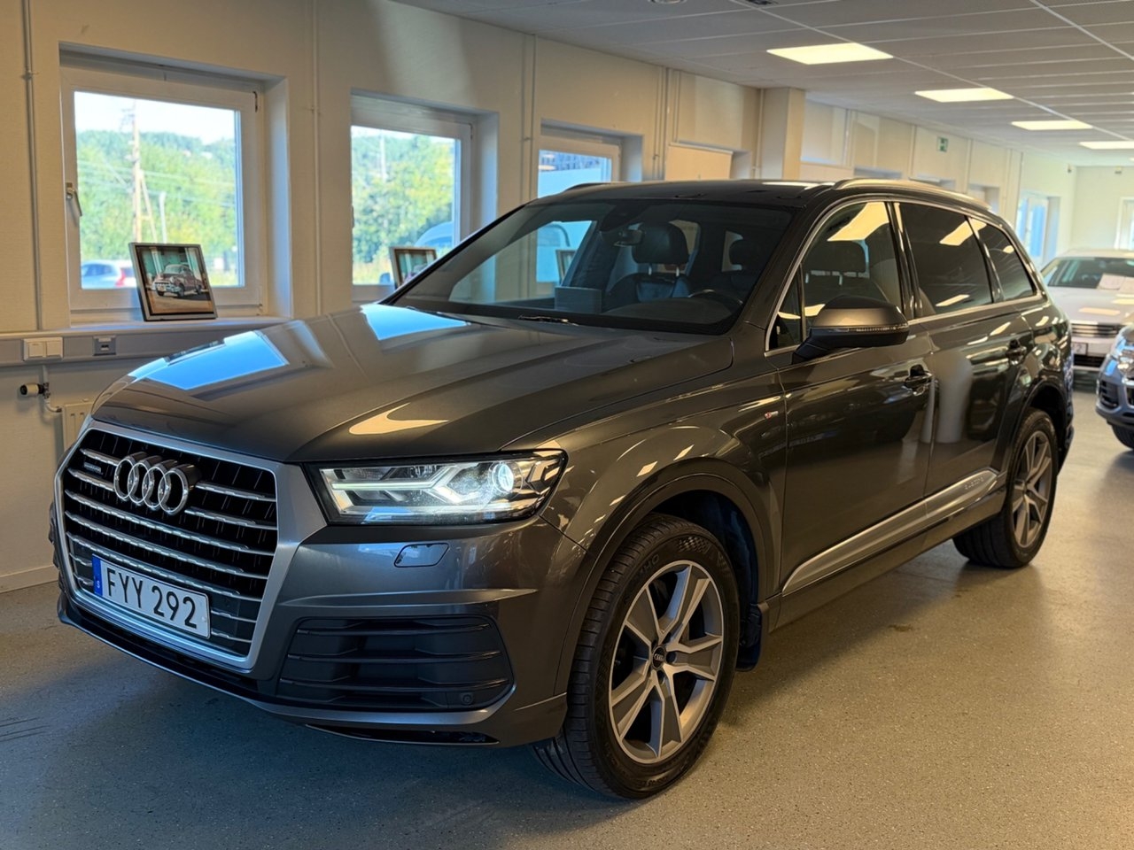 Audi Q7 2017, photo 5/10