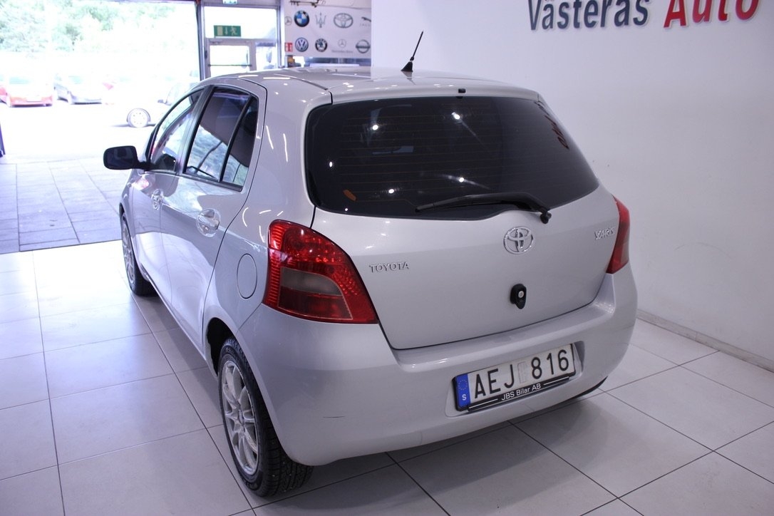 Toyota Yaris 2007, bild 7/10