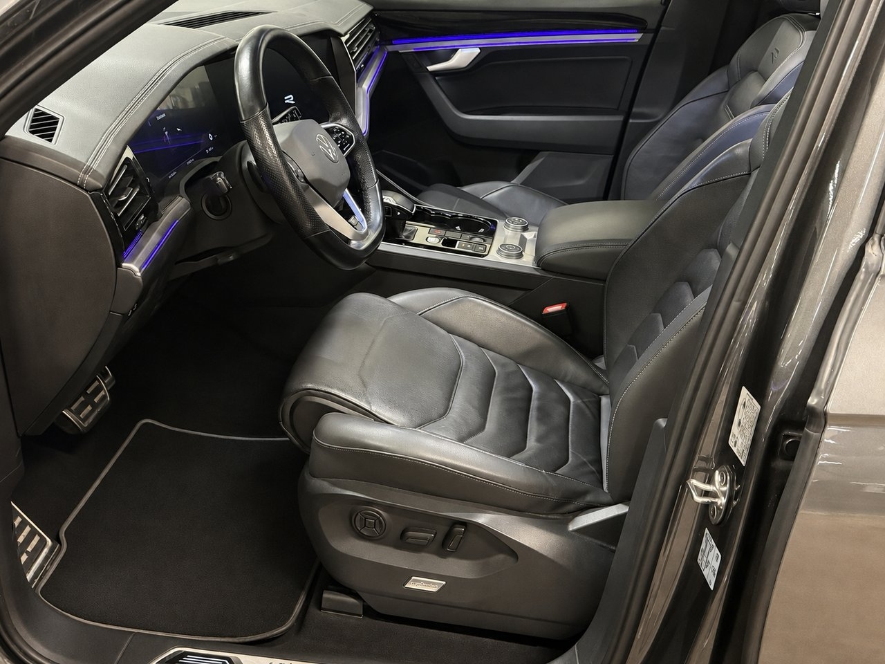 Volkswagen Touareg 2021, bild 7/10