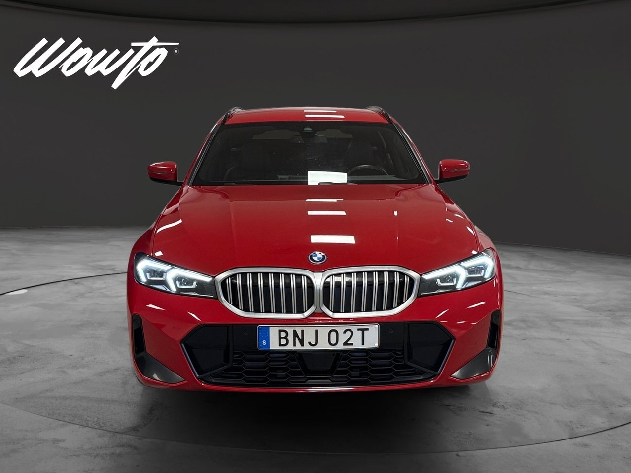 BMW 330 e Touring 292HK M-Sport 2024, bild 2/10
