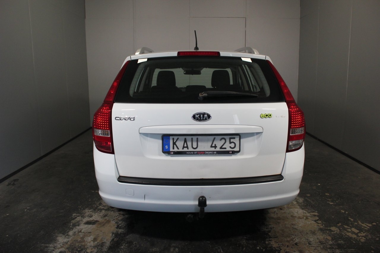 Kia Ceed 2010, bild 6/10