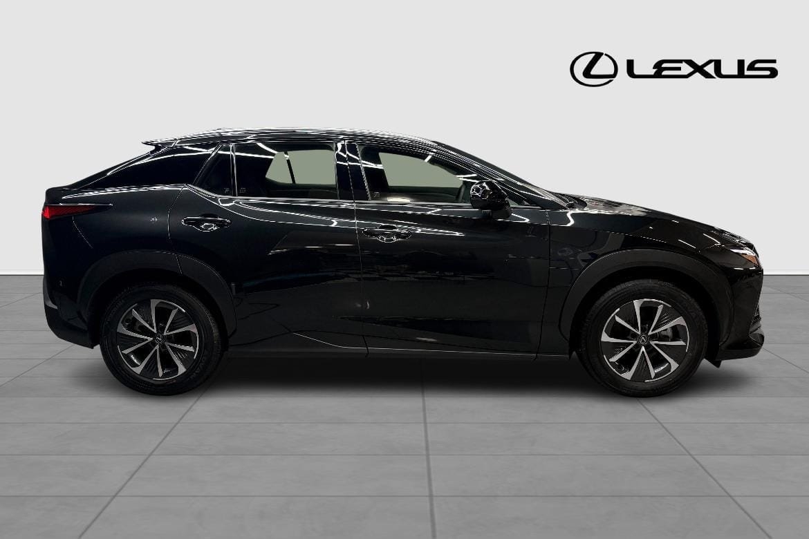 Lexus RZ 300E COMFORT V-HJUL 2025, photo 6/10