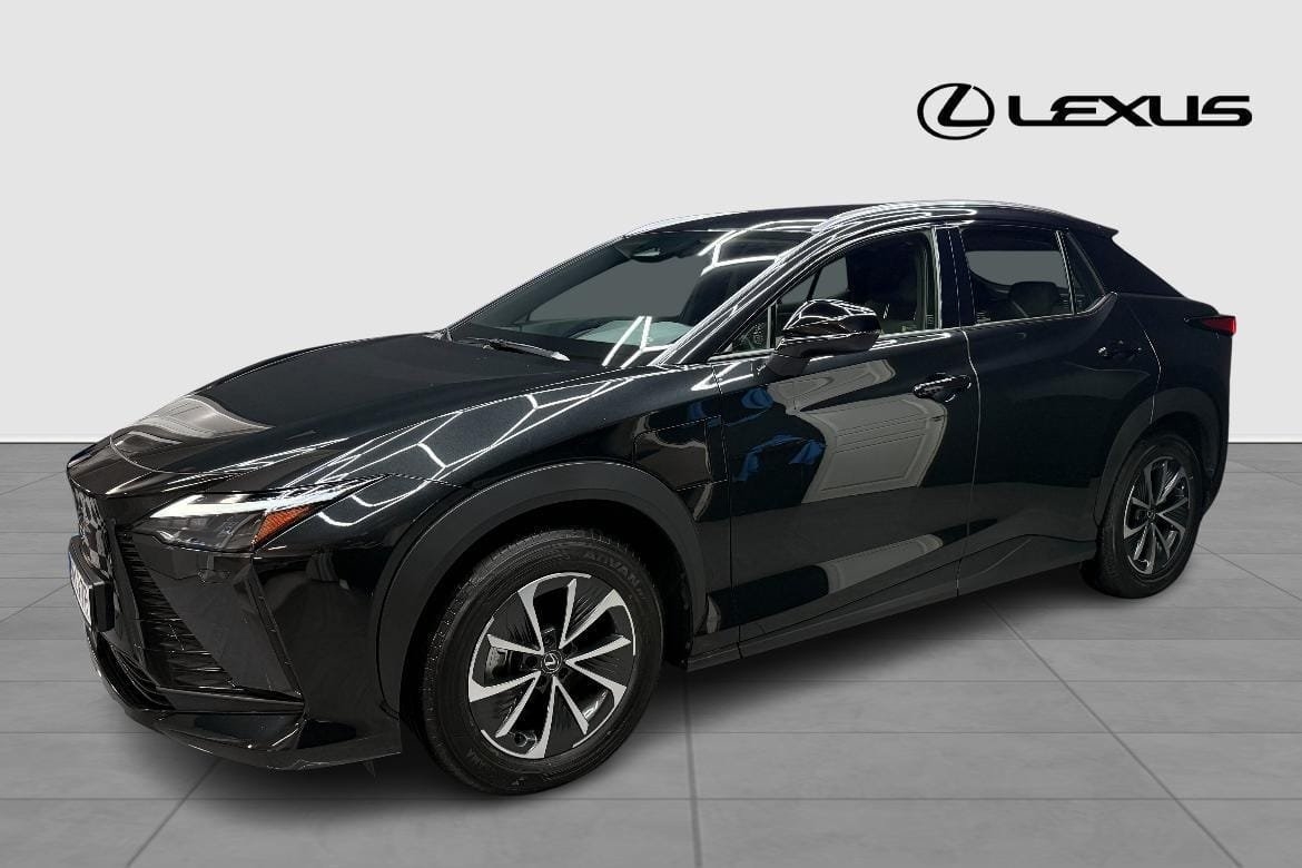 Lexus RZ