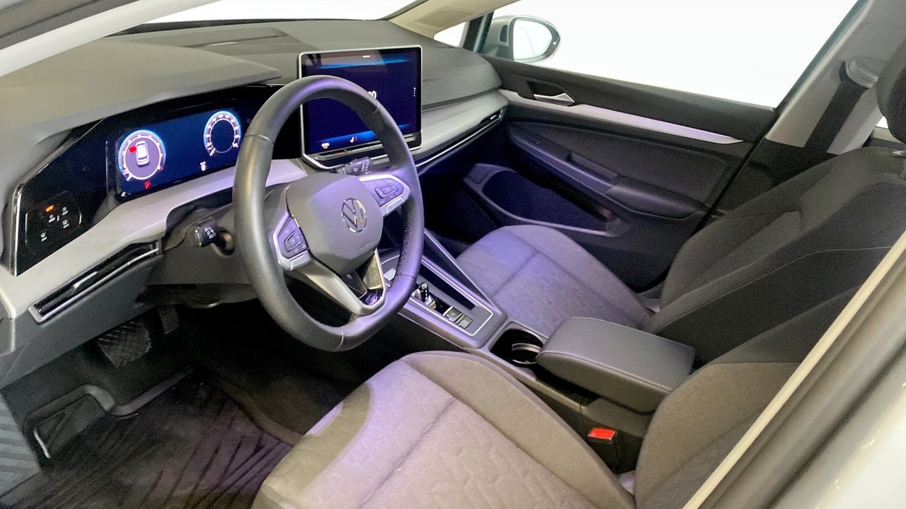Volkswagen Golf 2026, bild 7/10